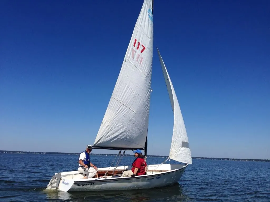 Harpoon 5.2 Sailing